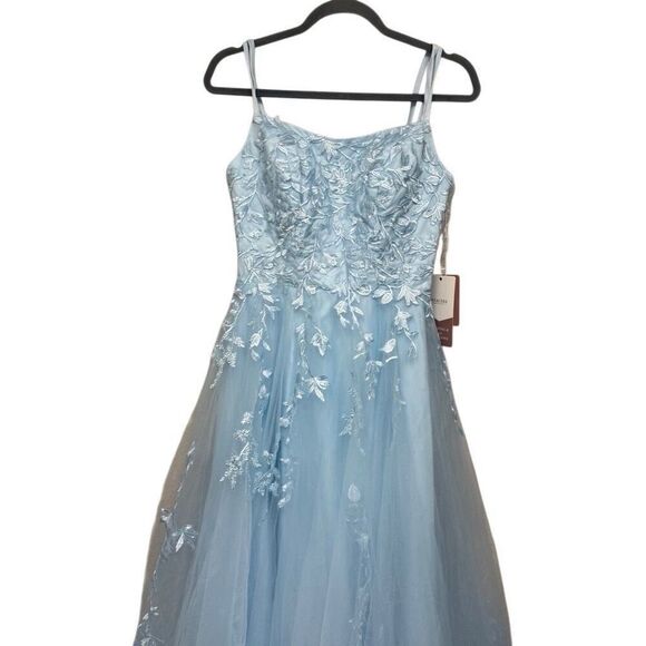 STACEES Cinderella blue prom/ wedding/ formal long mesh floral embroidered dres - Picture 6 of 9